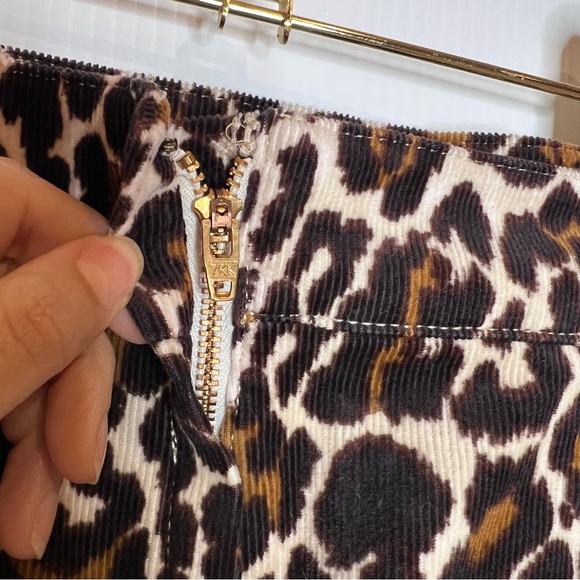 NWT J.CREW Buckle Mini Skirt in Leopard Corduroy. Size 00 - Picture 10 of 14